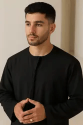 Emirati Kandura traditional Style - alternate